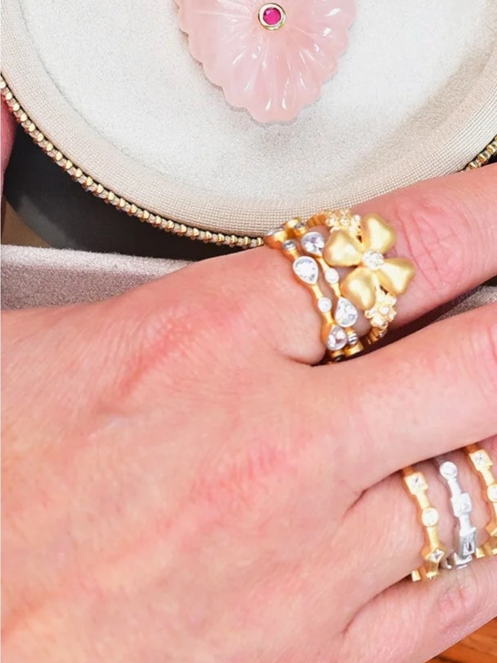 Teardrop Band Ring - Picture 5 of 6